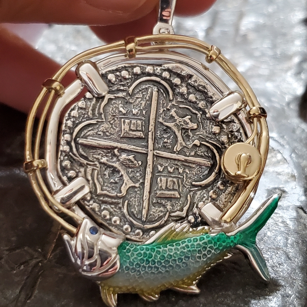 Atocha gorgeous tarpon pendant treasure coin